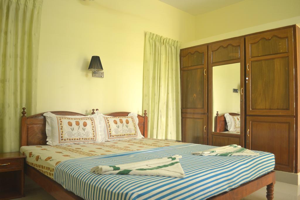 Ganesh Ayurveda Holiday Home Bed And Breakfast Ковалам Экстерьер фото