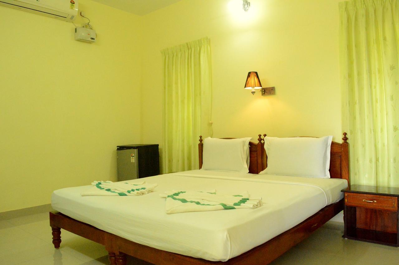 Ganesh Ayurveda Holiday Home Bed And Breakfast Ковалам Экстерьер фото